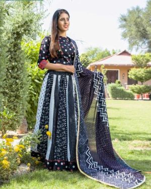 Designer Print Crop-Top & Skirt With Mulmul Duptta