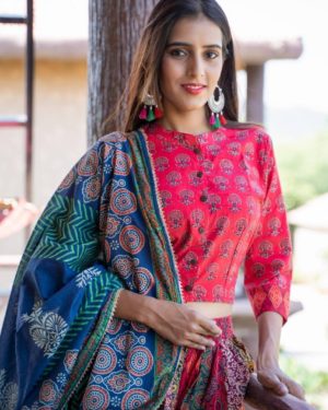 Bagru Crop-Top & Skirt With Mulmul Duptta
