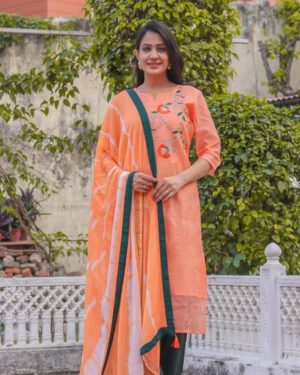 Beautiful Chanderi  slub kurti dobby pant and  dupatta