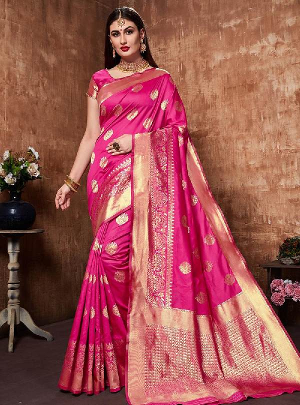 trending saree style