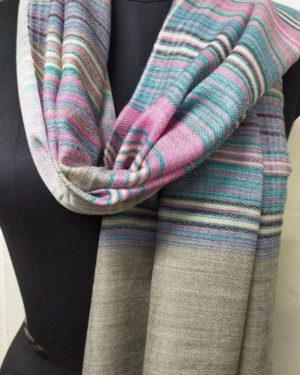 Tartan pattern Winter stylish woolen stoles