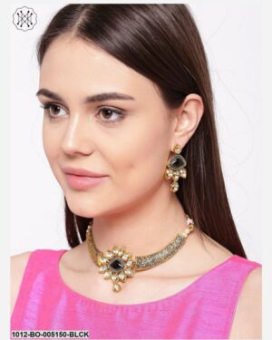 Priyaasi’s Black Kundan Statement jewellery Set